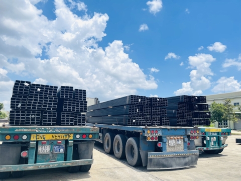 Vận chuyển sắt thép