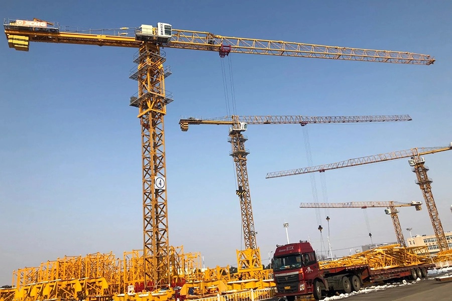 Các Kết Cấu Tháp và Trụ